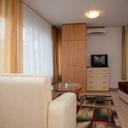 Convenient 1-Bedroom Flat Next To Harmanite Beach Sozopol Zewnętrze zdjęcie