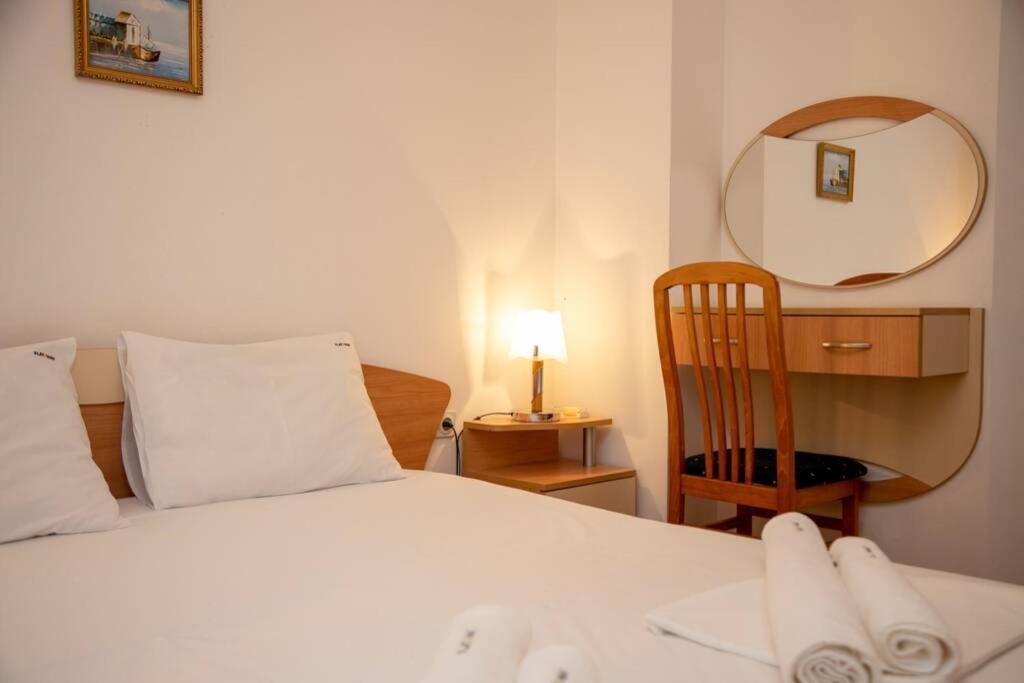 Convenient 1-Bedroom Flat Next To Harmanite Beach Sozopol Zewnętrze zdjęcie