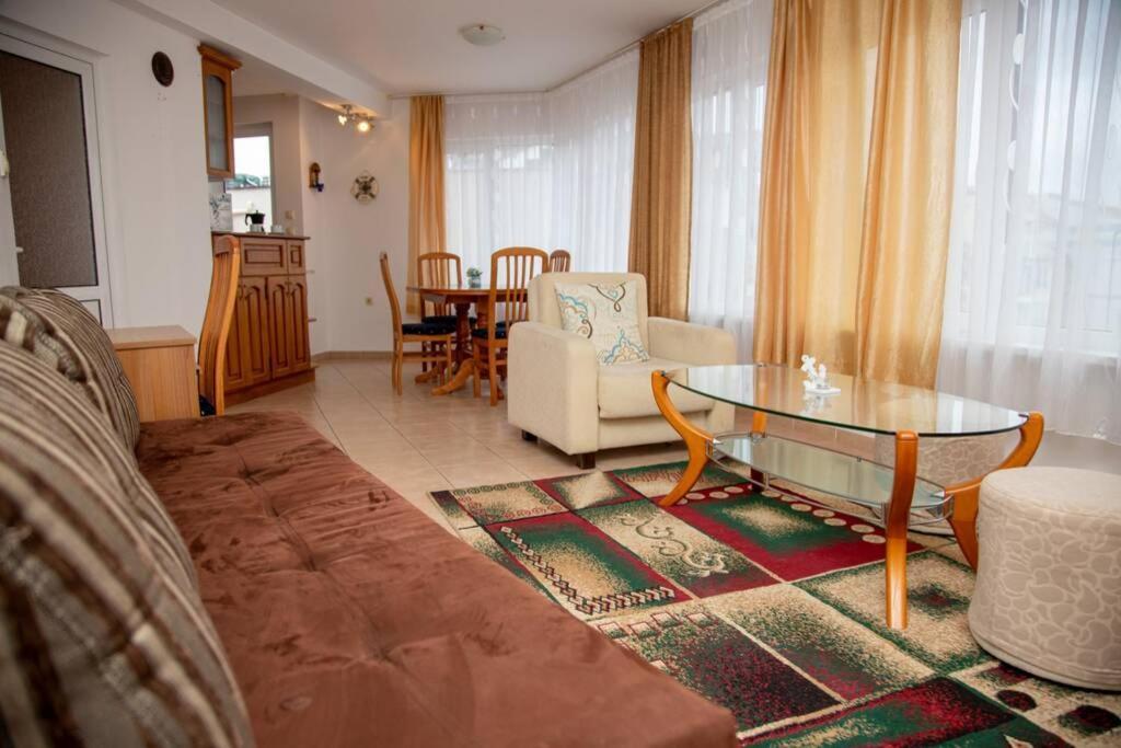 Convenient 1-Bedroom Flat Next To Harmanite Beach Sozopol Zewnętrze zdjęcie